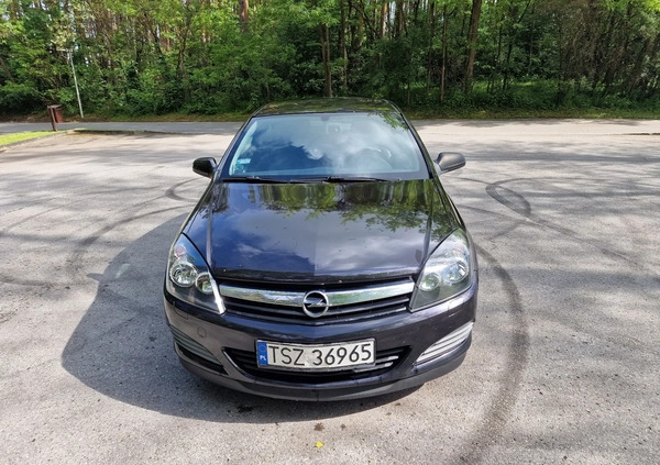 Opel Astra cena 8000 przebieg: 351218, rok produkcji 2006 z Połaniec małe 154
